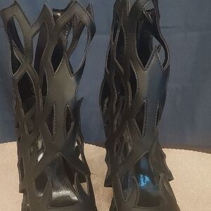 Elegant Black Cutout Women's Boots